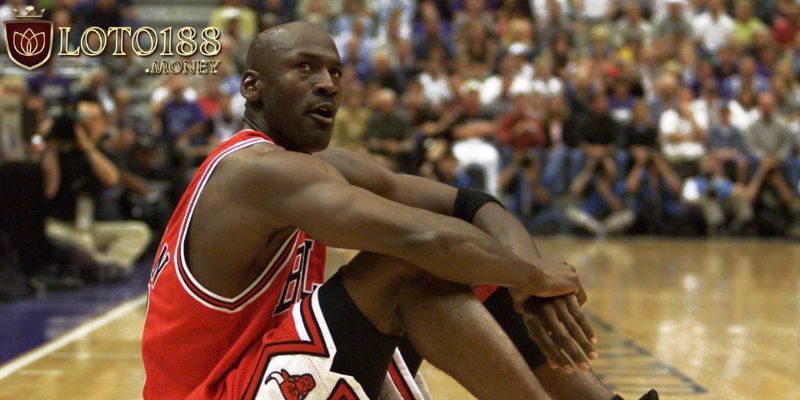 Sự nghiệp thăng hoa trong bóng rổ của Michael Jordan 