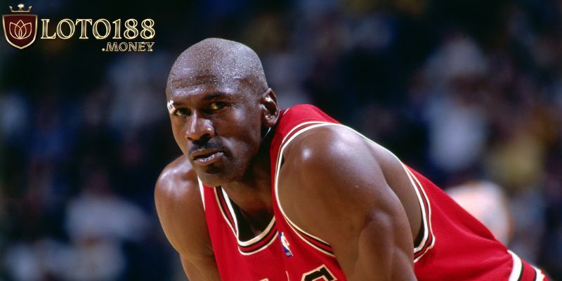 Michael Jordan là ai khi bắt đầu đánh lên chuyên nghiệp